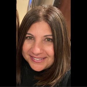 Meet your Posher, Denise